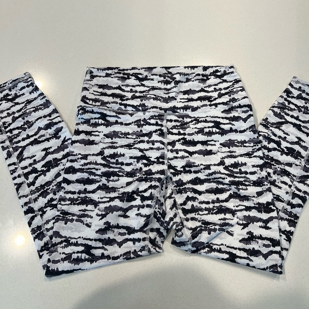 Worn once fabletics leggings